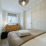 Glasgow Central Luxury Apartment